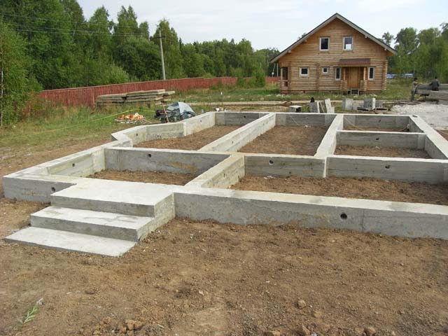 nezaglublenny_lentochny_fundament_tsena.jpg