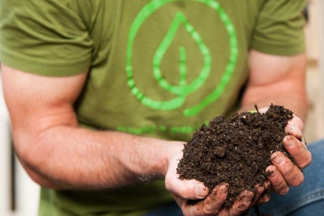 compost-8-640x427.jpg